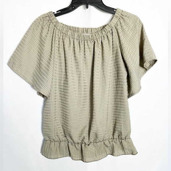 Dreskip Green Textured Blouse - Picture 1 of 3